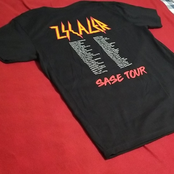 ZSCALER SASE CONCERT T-SHIRT - Picture 8 of 12